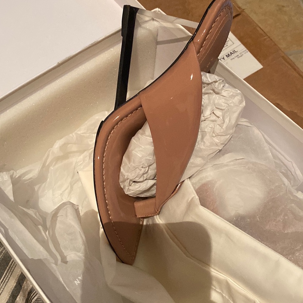 Good American Nude Heels